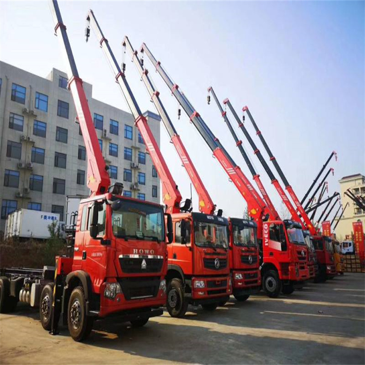 铁山租专业吊车电话